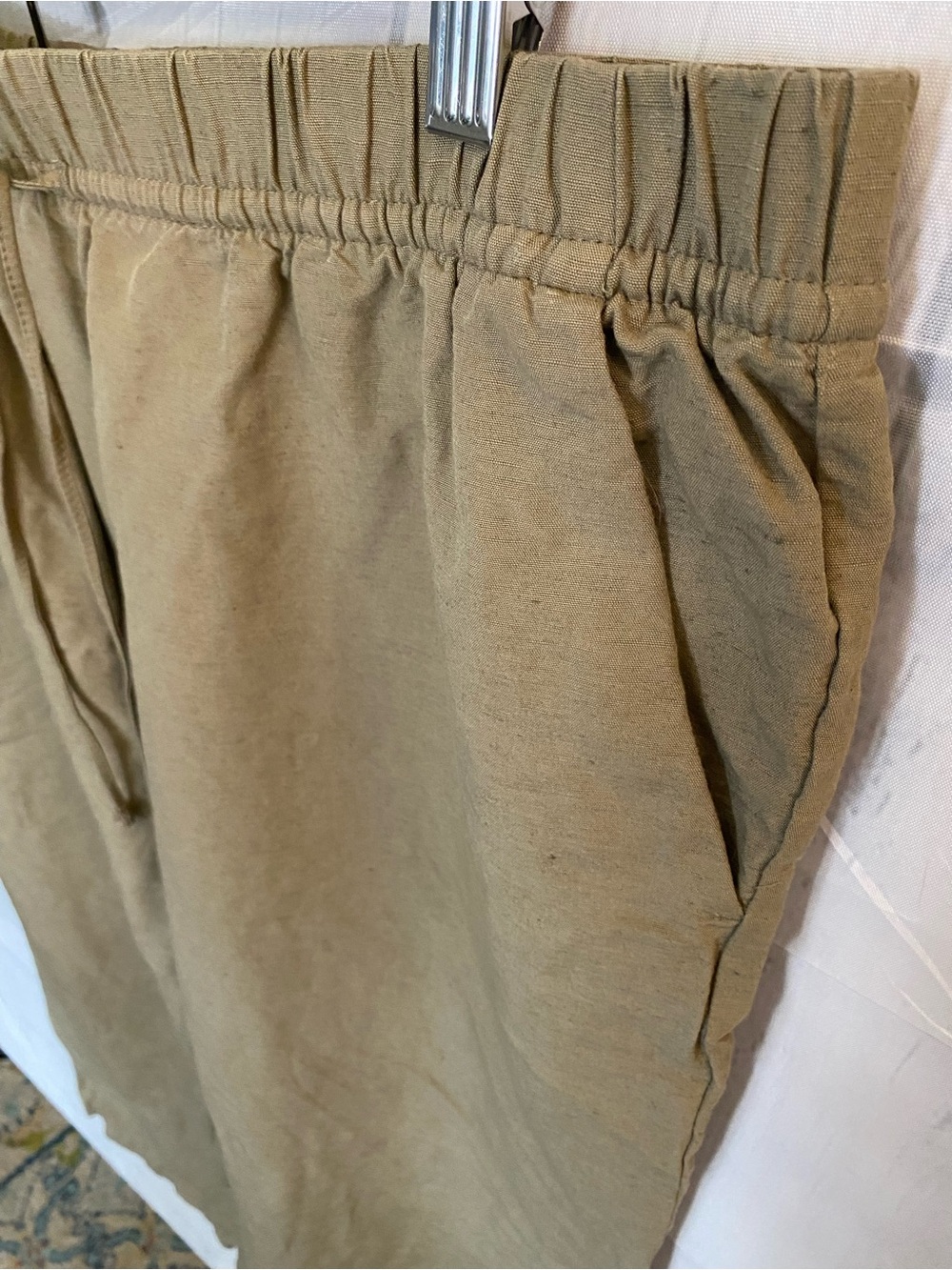 H&M Women’s Olive Linen Blend Cropped Pants - Picture 3 of 4